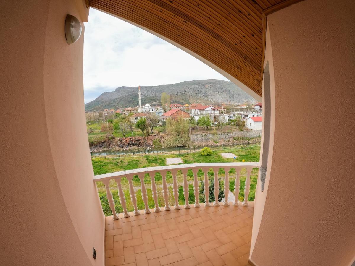 Hotel Hasmegaj Mahall' e Kryethuit Екстериор снимка