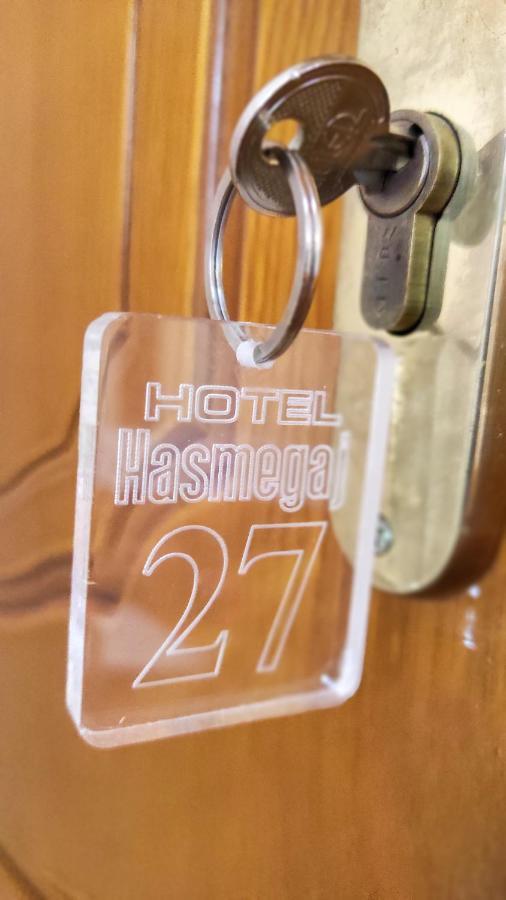 Hotel Hasmegaj Mahall' e Kryethuit Екстериор снимка