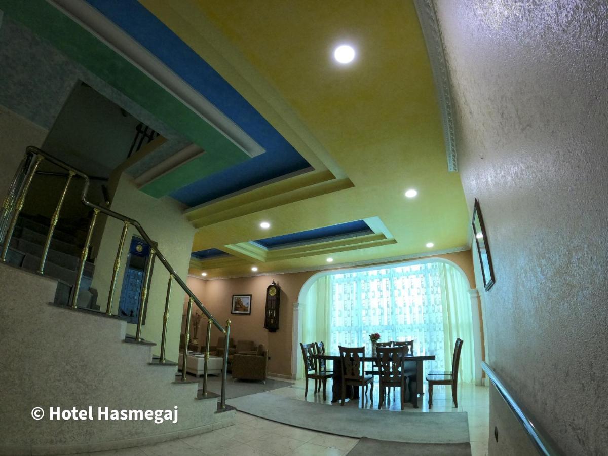 Hotel Hasmegaj Mahall' e Kryethuit Екстериор снимка