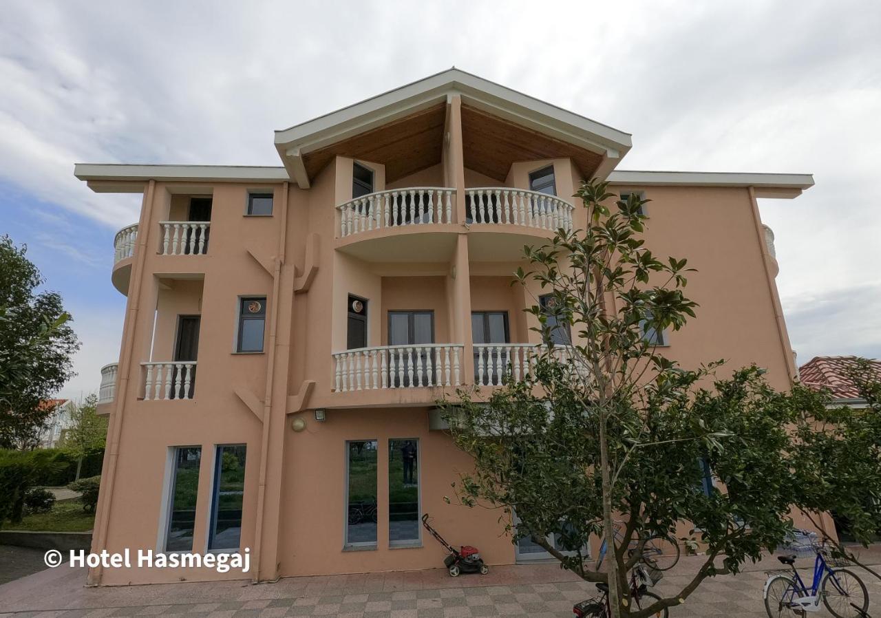 Hotel Hasmegaj Mahall' e Kryethuit Екстериор снимка