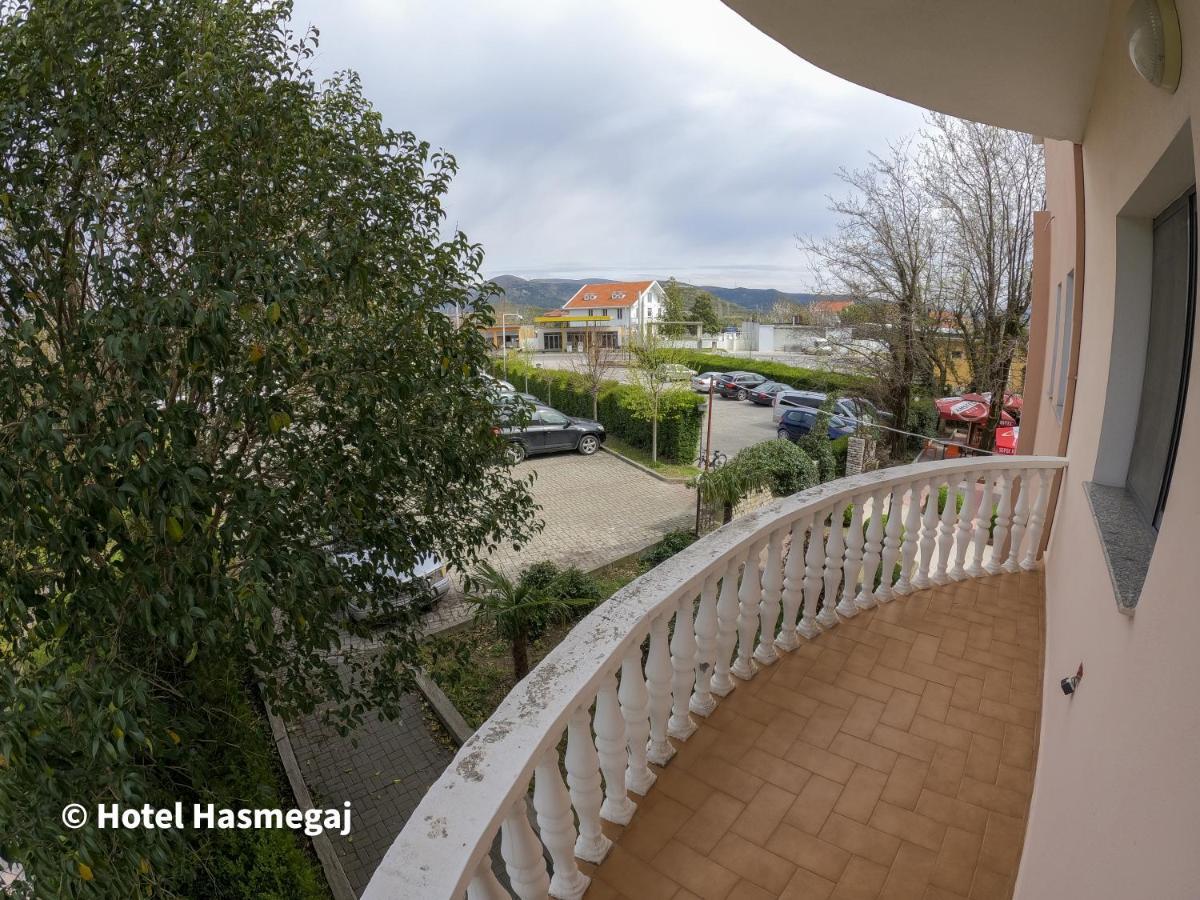 Hotel Hasmegaj Mahall' e Kryethuit Екстериор снимка