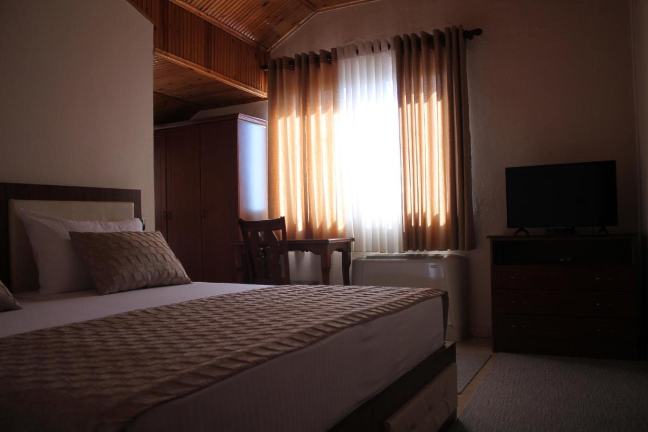 Hotel Hasmegaj Mahall' e Kryethuit Екстериор снимка