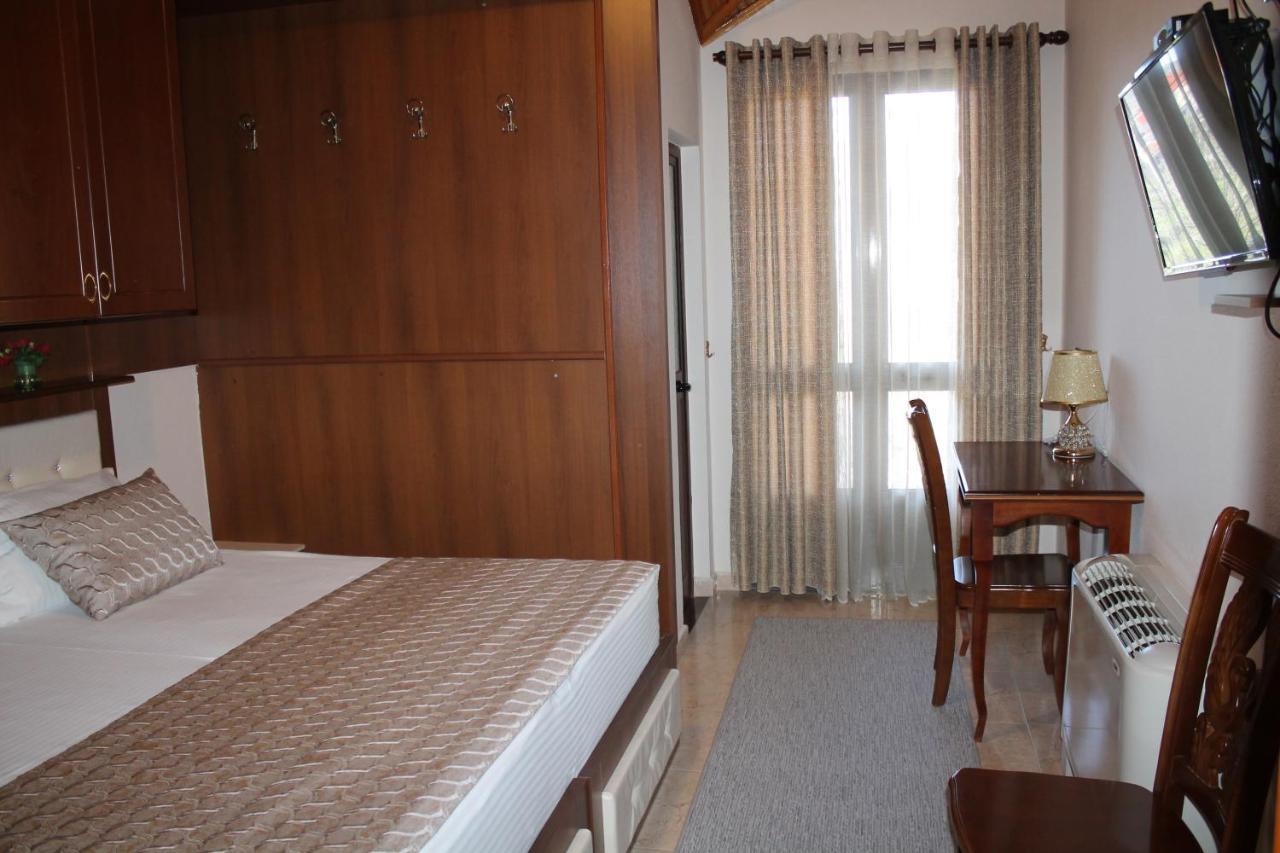 Hotel Hasmegaj Mahall' e Kryethuit Екстериор снимка